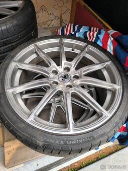 19" ALU R3 Wheels (KBA 51623) + letní pneu 235/35 R19