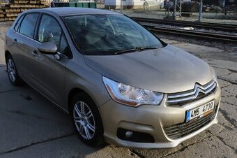 Citroën C4, 1.4 VTi - 64 000 km