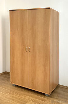 Policová skříň lamino buk šířka 90 cm - super stav