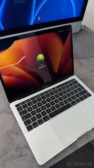 MacBook Pro 2017 Touchbar 250gb