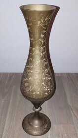 Velká kovová indická váza