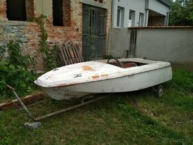 Motorový člun - 1