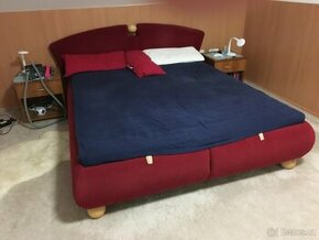 Manželská postel 180x200