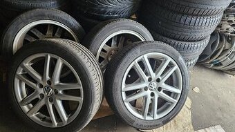 225/45R17 - 1