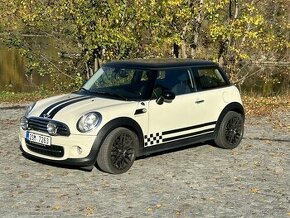 Mini Cooper 1,6/90kw,automat,69000km,s možností odečíst DPH