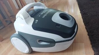 Vysavač Electrolux ZE355 2200 W