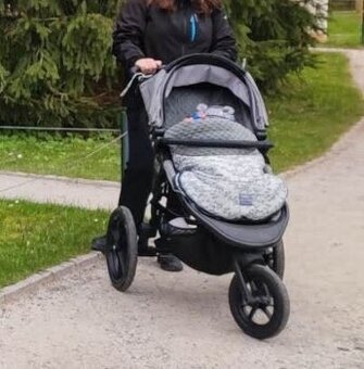 Baby Jogger Summit X3 kočárek