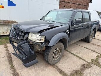 Havarovaný Ford Ranger 2,5 výkon 105kw, najeto 113tis.km