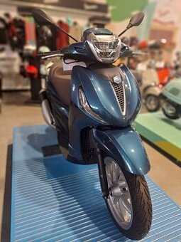 Piaggio Beverly 300