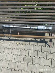 horkovzdušný odstraňovač plevele