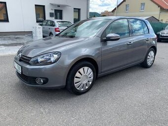 VW Golf VI 1.6 (BENZÍN),r.v.10/2008,2.maj.,serviska,tažné