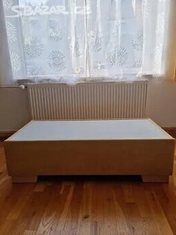 Konferenční stolek