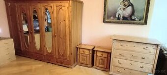 skříň 5dveří, komoda, noční stolky - masiv