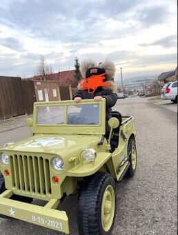 Elektrické autíčko jeep 4x4 třimístné willys
