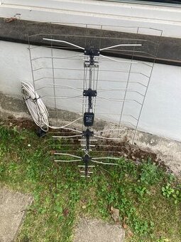 Televizni antena