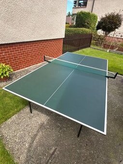 Stůl na stolní tenis