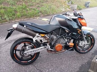 KTM 990 SUPERDUKE  (facelift)