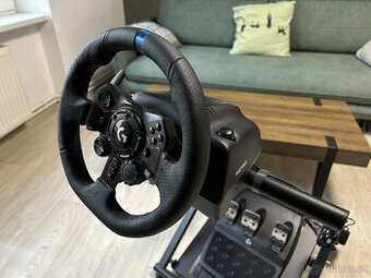 Logitech G923 a Držák volantu CZC