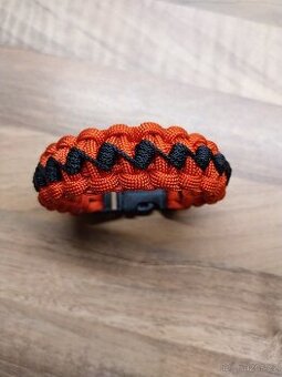 Paracord náramek