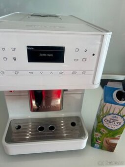 Automaticky kávovar MIELE CM 6160
