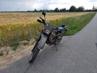 Cagiva T4 (upravena na w12 350 military)