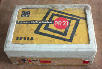 Kapesní radiostanice PR21 Tesla Pardubice prázdná krabice