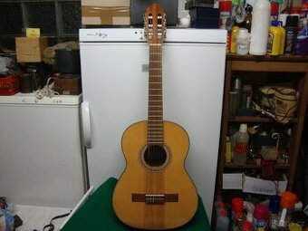 1/2 klasická kytara STRUNAL 4655 krásný stav pěkná pro dítě