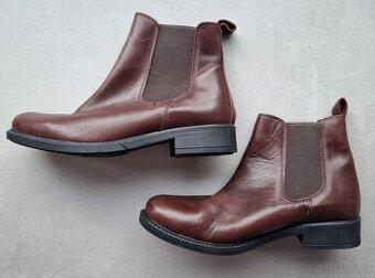 Krásné dámské kožené boty - 1