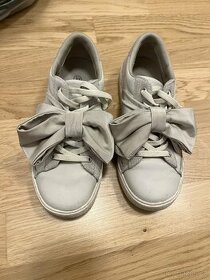 Dívčí boty (kůže). Itálie.