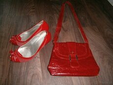 ITALSKÉ KOŽENÉ LODIČKY vel.39+KABELKA - 1