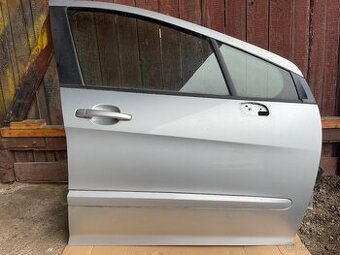 Peugeot 308 1.6i 88kW Rok 2009 Náhradní díly
