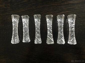 Sada starožitných broušených stojánků na příbory