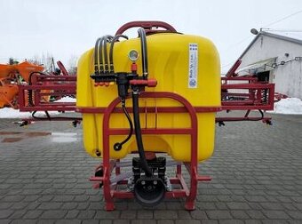 Postřikovač na traktor Strumyk