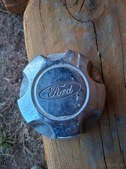 Poklice krytka na kolo ford explorer