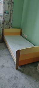 Dětská postel 140x70 s matraci