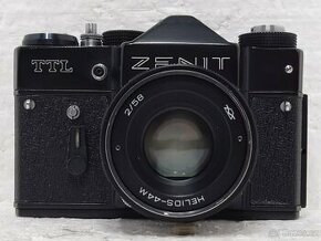 ZENIT TTL HELIOS 44M - fotoaparát - OK STAV