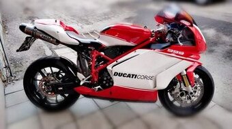 Ducati 999