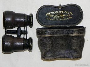 Staré divadelní kukátko - dalekohled American Optical Berlin