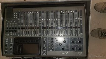 Behringer X 32