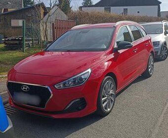 Hyundai i30 combi 1.4 T-GDI ČR/GO