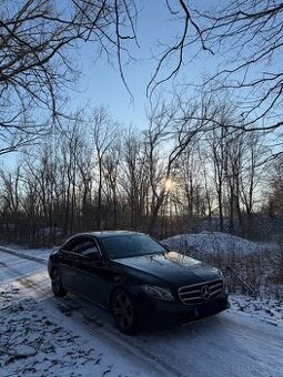 Mercedes E220D AVANTGARDE