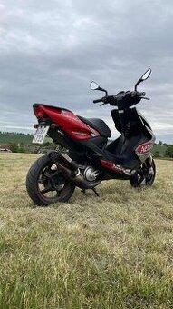 REZERVOVÁNO Yamaha Aerox 50ccm Limited Edition