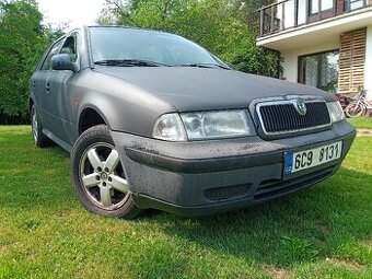 Skoda Octavia 1.9 tdi 66kw agr rok 2000