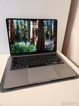 Zánovní Apple MacBook Air M3/8GB/256GB Vesmírně šedý