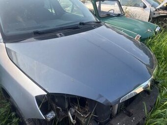 Fabia 2 II Roomster Kapota 9153 LF8J před face