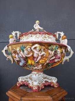 Starožitná porcelánová mísa CAPODIMONTE