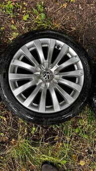 Disky Volkswagen R17 + zimní pneu