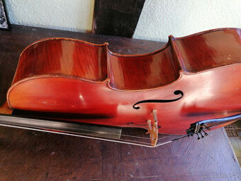 Violoncello od hudebníka k hudebníkovi, orchestrální nástroj