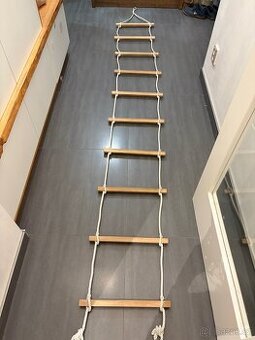 Provazový (lanový) žebřík