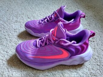 vel.35, Nike Giannis Immortality 4, boty, kecky